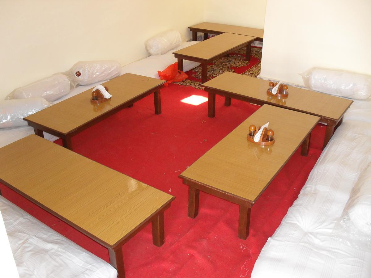 ฮาเวลี ธาราครห์ พาเลซ Hotel บุนดิ ภายนอก รูปภาพ