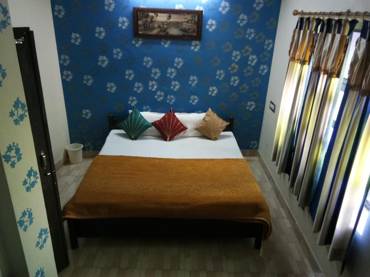 ฮาเวลี ธาราครห์ พาเลซ Hotel บุนดิ ภายนอก รูปภาพ